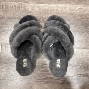 Ugg house slippers, size 7